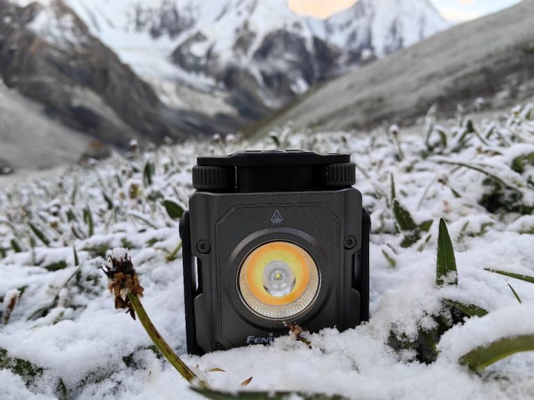 1600流明，聚泛雙開(kāi)！Fenix-CL27R多功能戶(hù)外燈全面分享！