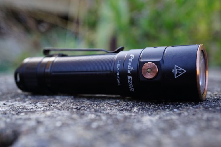 手電如何實(shí)現(xiàn)鎖定功能？